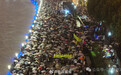 上海外滩“人墙标兵线”就位