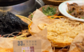 小瓶白酒哪个好喝?秋日聚会喝什么酒比较好?经典小百年刚好对味