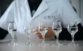 别再被数字绕晕!从82年拉菲到30年窖龄酒,一文分清五种“年份”数字