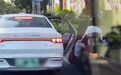 【9岁孩子开门杀致路人死亡司机获刑】近日,山东临沂一女子孙某开车等红