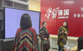 一条披肩解锁百变穿搭,乐群姐妹们美出圈!