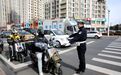 为抢时效逆行,图方便不戴头盔……冰城公安交管集中整治电动车违法