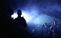 组图:武警特战队员夜战奔袭