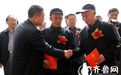 精准帮扶金门战役老兵 山东多名英雄及烈士后代获捐赠