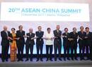 李克强出席第20次中国－东盟领导人会议