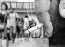 杭州控烟令修改引争议 草案改为允许室内设置吸烟区