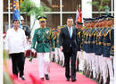 中国总理时隔10年再访菲律宾：把失去的时间找回来
