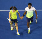 澳网-辛吉斯佩斯完胜卫冕冠军 瑞士公主9年后再夺混双