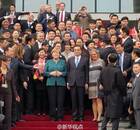 李克强与默克尔考察：品尝“中国造”德国黑啤(图)