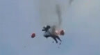 2架EA-18G战机碰撞坠落损失有多大？为何在空中卡住？
