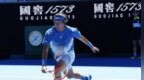 中国小将“送蛋”对手！2026澳网获开门红，女单挽救赛点惊险逆转