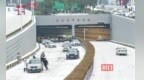 “帮推车”成了武汉雪天的温暖画面