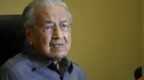 马来西亚前总理马哈蒂尔接受反贪污委员会调查