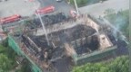 火灾后的河南大学大礼堂：房顶基本坍塌，一片焦黑