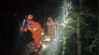 江西一小伙跑完馬拉松又爬山……九江消防8小時雨夜救援