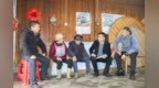 安徽休宁县：带着感情“走” 带着责任“问”
