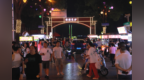 长沙河西有个“东塘夜市”，00后摆摊月入过万