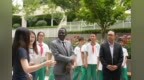 慶六一  大使走進(jìn)北大附中北醫(yī)分校