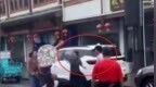 安徽涇縣通報游客被打：涉事3人被拘,，5名公職人員被追責