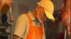 寫“打棗”陪考告示走紅的烤鴨店恢復(fù)營業(yè)，店主：女兒考得還行