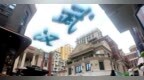 巨幅丝带艺术装置亮相武汉街头