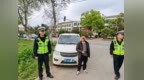 “叔叔送你们回家”！江夏交警查获超员车，暖心护送孩子平安返家