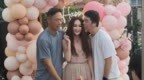 59岁温碧霞庆生，养子献吻却被富豪老公猛拽，25年豪门婚姻藏不住