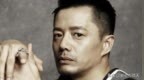 53岁段奕宏被偶遇，住北京高档豪宅，一路快走，状态碾压小鲜肉！