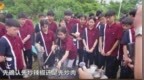 当很多学校取消春游时，湖南这所学校却坚持近20年带学生远足野炊