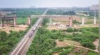 6000吨巨梁空中转体 沿江高铁跨京广铁路