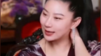 谢贤离世后，小49岁前女友Coco首次直播回应与张柏芝关系：好的关系不用言表，是她在你心中的人格魅力；此前公开对其表白，非常喜欢她