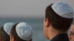 政府警告犹太人不要公开佩戴基帕帽，是保护还是投降?