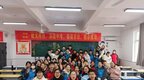 超大号惊喜！安徽一中学拍下一幕幕笑容