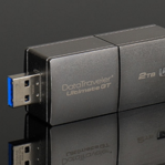 王思聪同款U盘：15888元，残暴到吐血