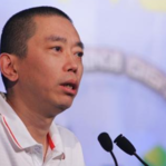 马云跟他平起平坐，凭一句广告语就赚了500亿！出行是私人飞机！