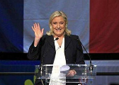 三位候选人均丑闻缠身，这届法国大选行不行？