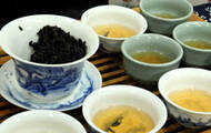 凤凰茶馆第七期：揭秘红茶的百年传奇 
