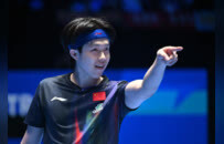 力克张本智和实现卫冕，“更有韧性”的王楚钦进步了