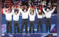 这个中国教练，带领意大利队站上冬奥之巅