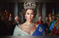 法国杂志用AI描绘30年后英国王室：夏洛特嫁王子，凯特成王太后