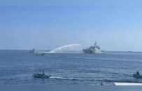 4艘解放军舰艇，现身关键海域，菲总统态度软化，想请中方退一步