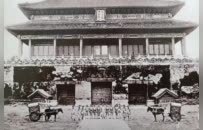 1922年，紫禁城里的溥仪打电话给胡适约他见面，这一面让胡适饱受争议