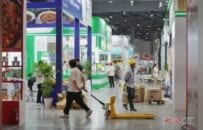 嗦粉愛好者集合！2025米粉產(chǎn)業(yè)交易會(huì)今天在南昌開幕