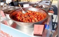 撫州多家知名酒店出攤 菜品價格實惠親民受熱捧