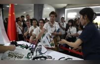 “不再低調，中國這牌面，沒美國什么事了”