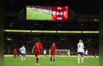 7万人现场见证！中国女足0-8英格兰