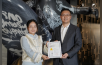 青岛金茂万丽酒店及青岛金茂源宿酒店 圣诞点灯仪式暨“一杯有温度的咖啡”爱心计划启动圆满举行