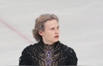 史诗级抓马现场！三大夺冠热门集体崩盘，黑马逆袭夺冠