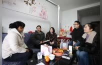 塔溝集團(tuán)“三八”婦女節(jié)前夕走訪慰問職工家屬