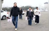 塔溝集團(tuán)“三八”婦女節(jié)前夕走訪慰問職工家屬